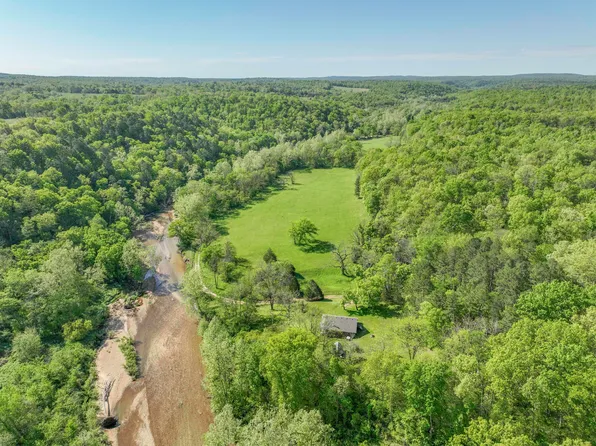 31085 County Road 346-A, Mountain Grove, MO 65711