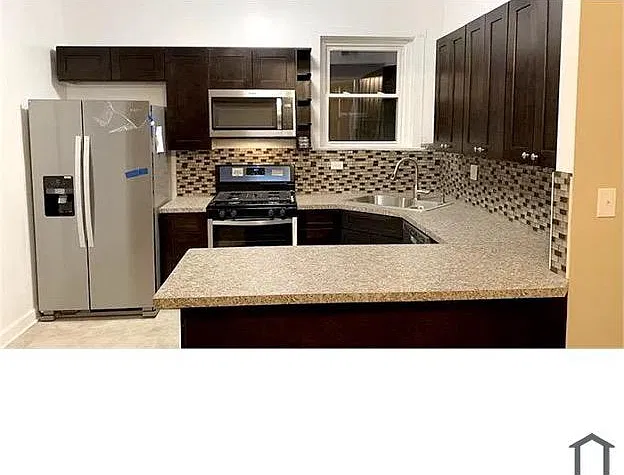 4 bed, 1400 sqft, $2,000 — Photo 1