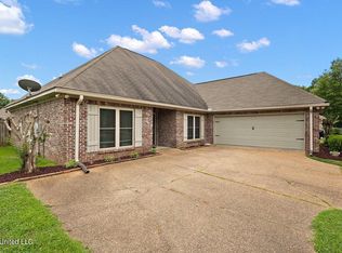 153 W Elbridge Way, Canton, MS 39046