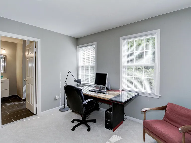 13 Avalon Ct — Photo 19