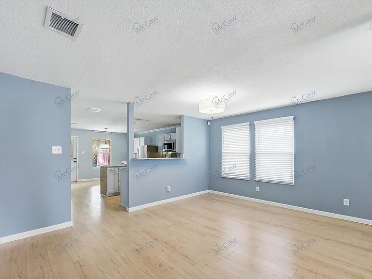 8401 Swan Park Dr — Photo 5