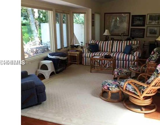 2nd image of 212 Greenwood Dr APT 330