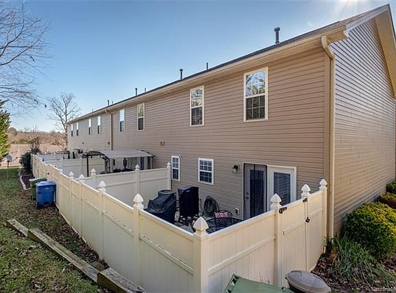 5th image of 13 Macy Way