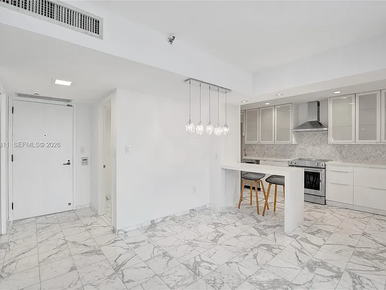 19707 Turnberry Way #16C — Photo 16
