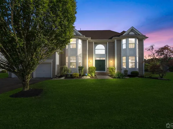 76 Monica Way, Monmouth Junction, NJ 08852