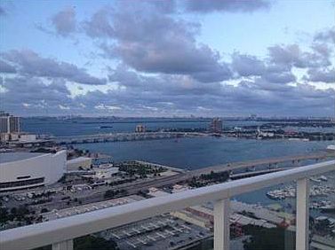 4th image of 244 Biscayne Blvd APT 3108