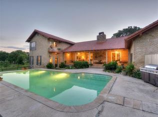 105 Pavilion Dr, Cedar Creek, TX 78612
