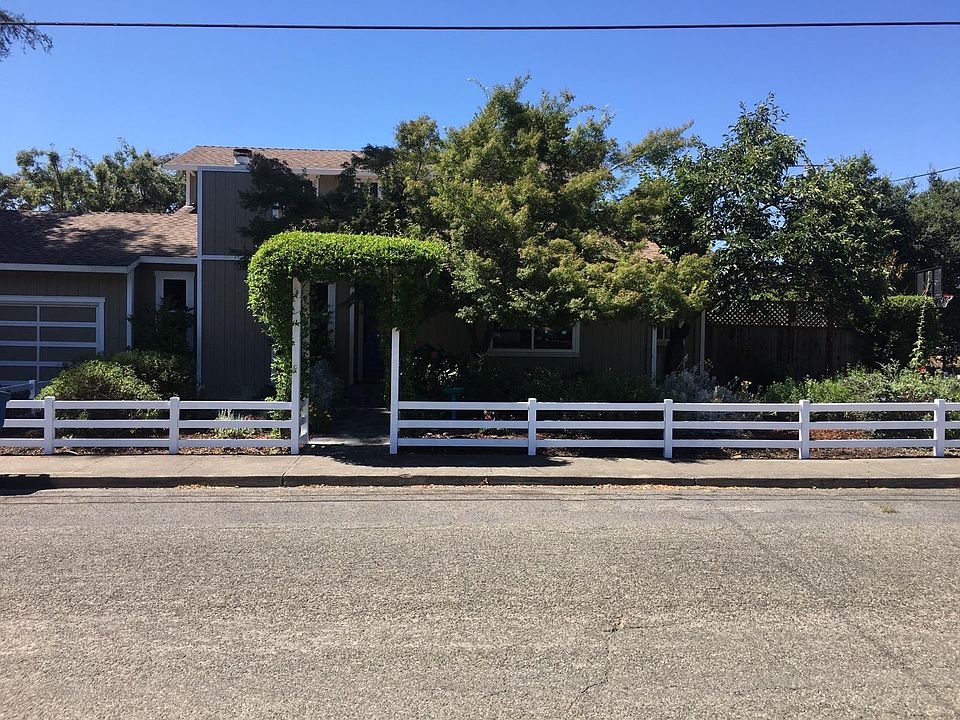 1st image of 655 Donald St