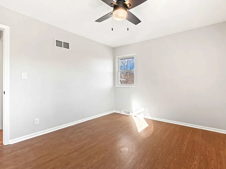 16309 S Queen Ridge Dr — Photo 17