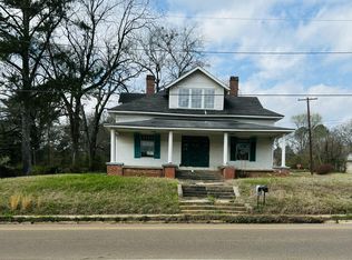 311 N Wells St, Kosciusko, MS 39090
