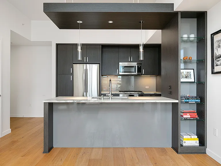 1321 Seneca St #506 — Photo 5