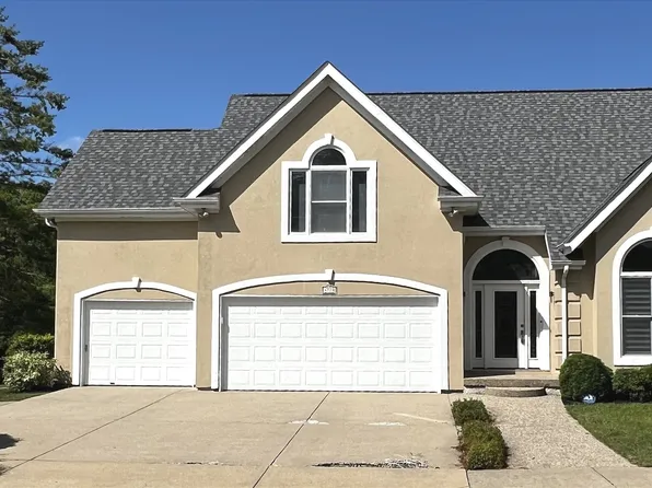 4770 Winterberry Pl, Columbus, IN 47201