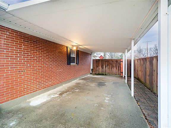 4th image of 801 Hollendale Dr