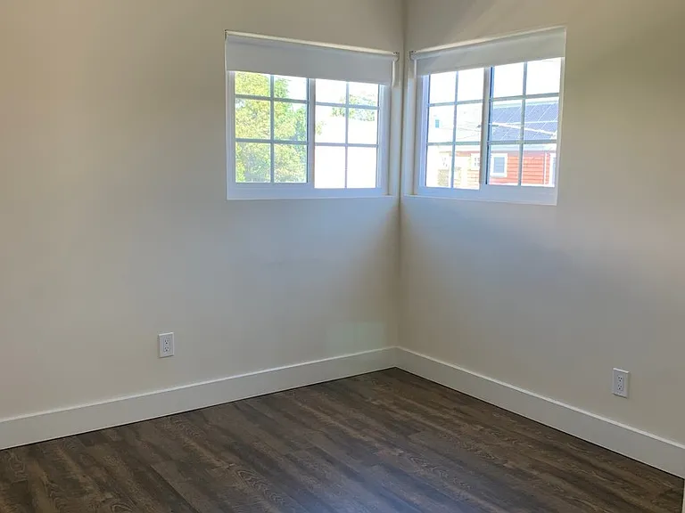 472 D Ave — Photo 10