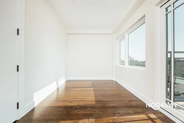 Rented by Nooklyn NYC LLC | media 29