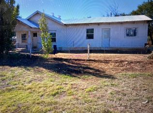 109 N Ash St, House, NM 88121