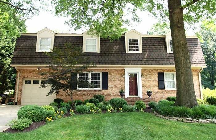 1st image of 1327 Titania Ln
