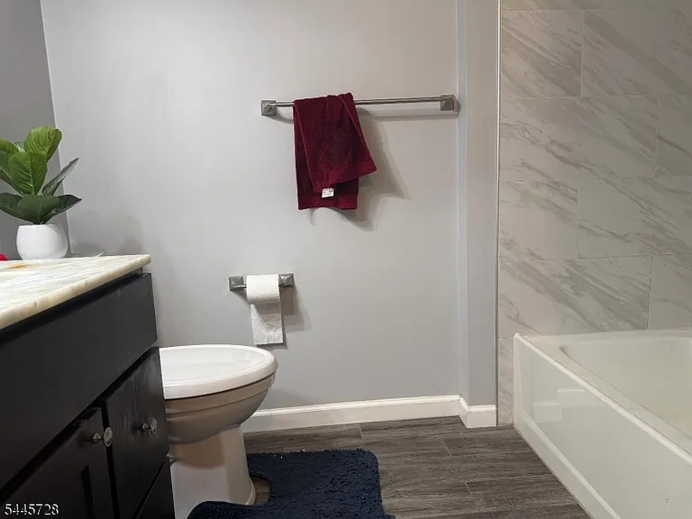58 Waugh Ct — Photo 15