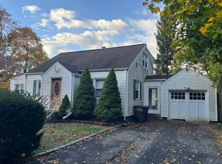 3764 Old Town Rd, Bridgeport, CT 06606