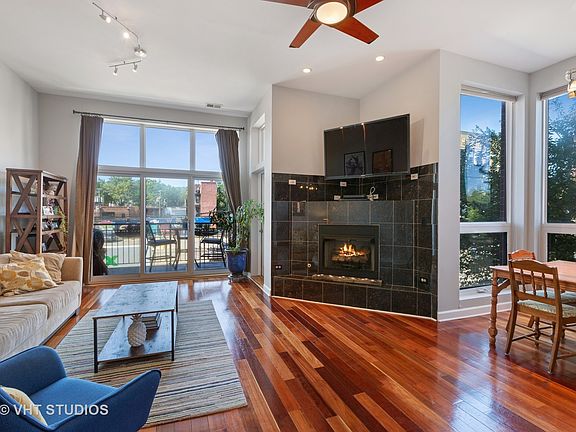 4th image of 1393 N Milwaukee Ave Unit 1W