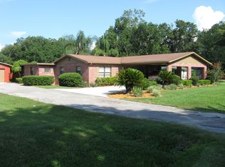 1320 S Wiggins Rd, Plant City, FL 33566