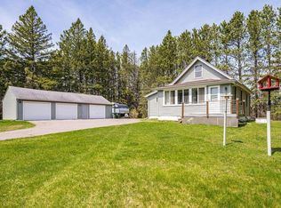 7 N Cloquet Rd W, Esko, MN 55733
