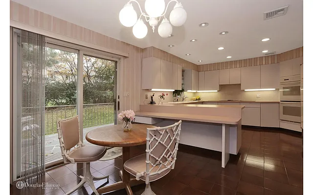 Sold by Douglas Elliman | media 42