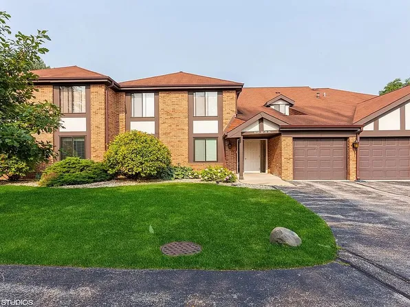 5822 Doe Cir #1-7, Westmont, IL 60559