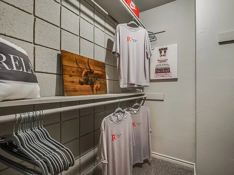 Remington Ranch - Closet