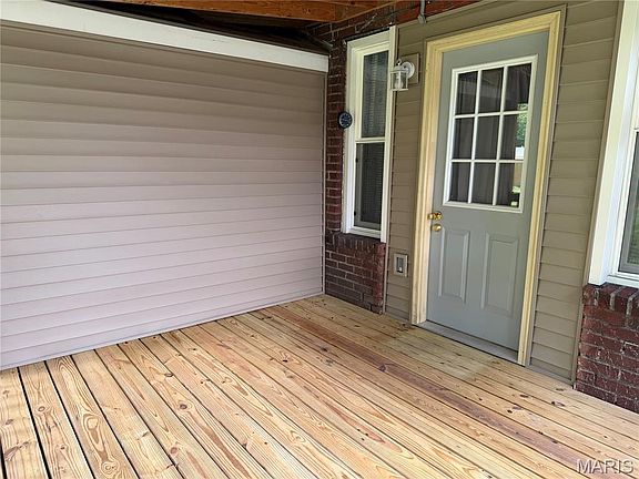 5th image of 10315 Maddox Pl