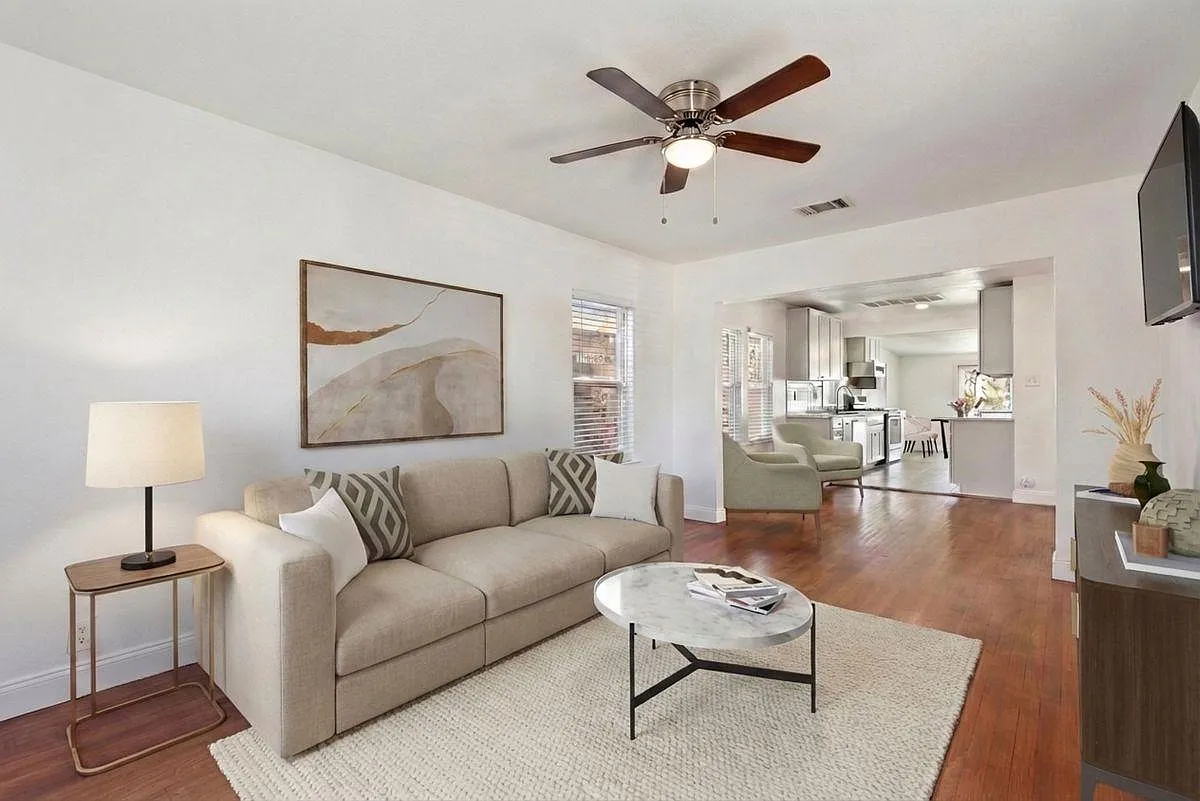 3 bed, 2.5 bath, 1661 sqft, $3,900 — Photo 3