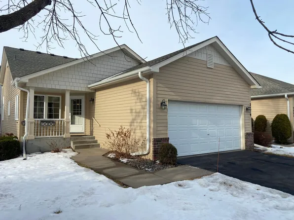 2249 Penn Pl, North Saint Paul, MN 55109