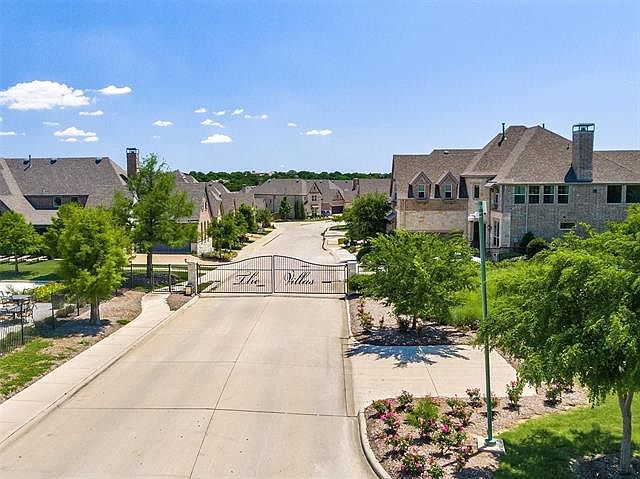 1st image of 825 Fir Forrest Dr