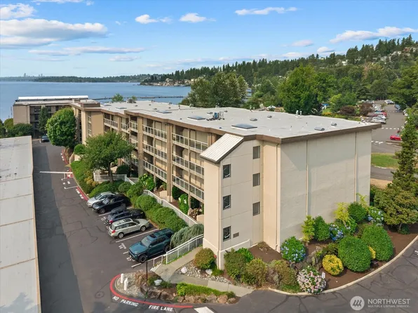 9715 NE Juanita Drive #210B, Kirkland, WA 98034