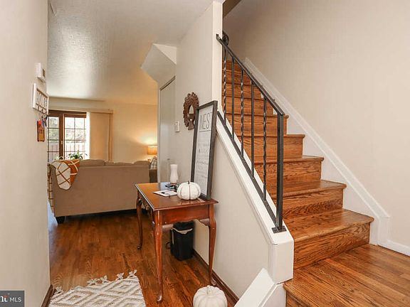 5th image of 330 High Knob Ln