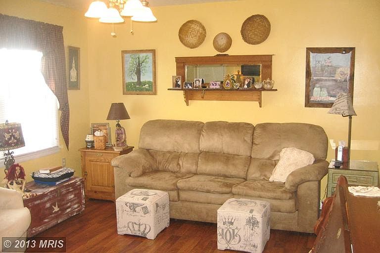 1730 Nadenbousch Ln, Inwood, WV 25428 Zillow