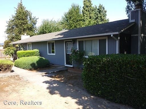 1st image of 3817 SE 33rd Pl #6658516