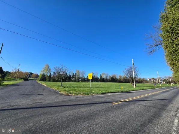 624 Alexander Spring Rd, Carlisle, PA 17015