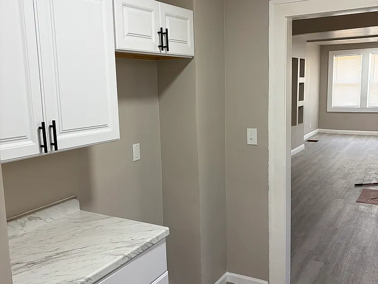 1121 Polk St — Photo 9