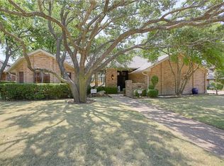 9918 Woodlake Dr, Dallas, TX 75243