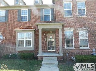 49537 Courtyard Ln, Canton, MI 48188