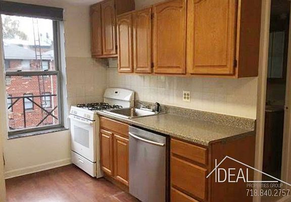 4th image of 236 Sackett St #3B