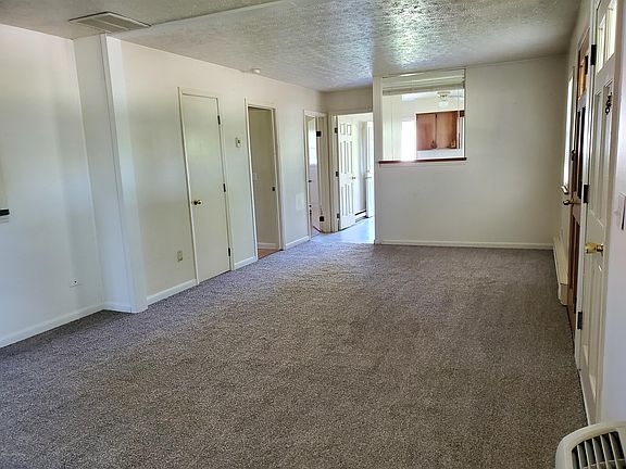 4th image of 880 Church St NE