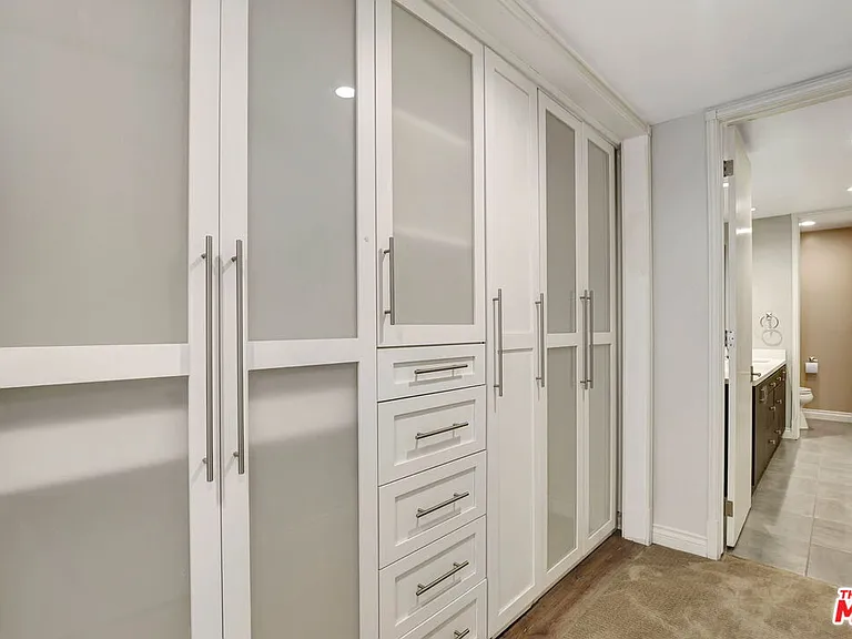 1260 S Beverly Glen Blvd #304 — Photo 18