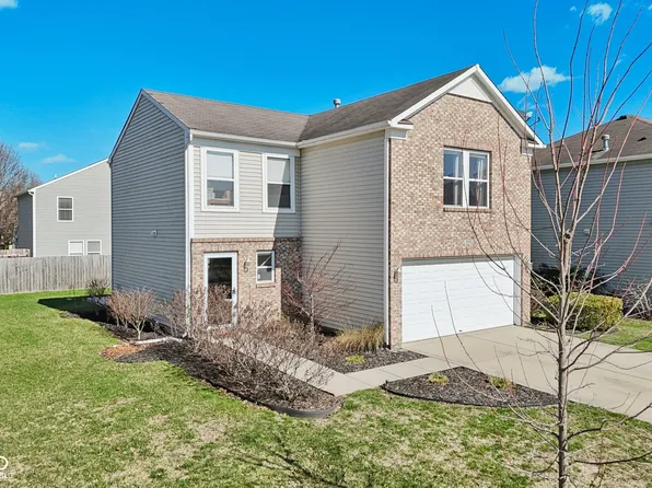 9361 W Dockside Cir, Pendleton, IN 46064