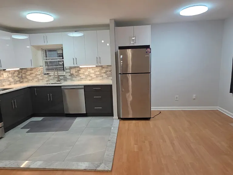 10845 Rennard St #2 — Photo 8