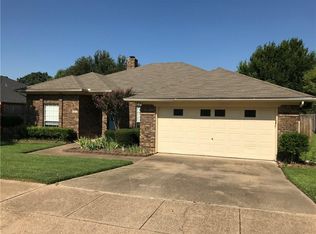 3213 Timber View Cir, Bedford, TX 76021