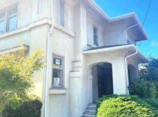 73 Walker Ave, Oakland, CA