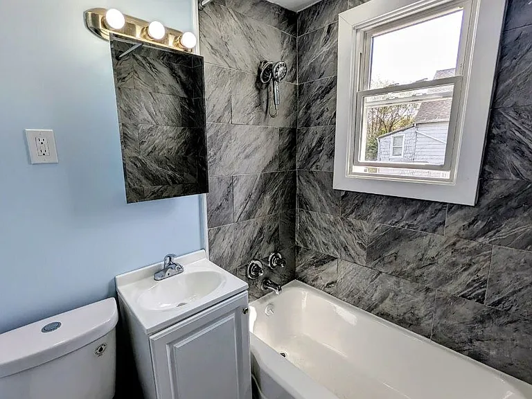 7315 S Kenwood Ave — Photo 19