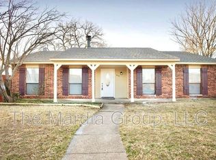 526 Northwind Ln, Garland, TX 75040